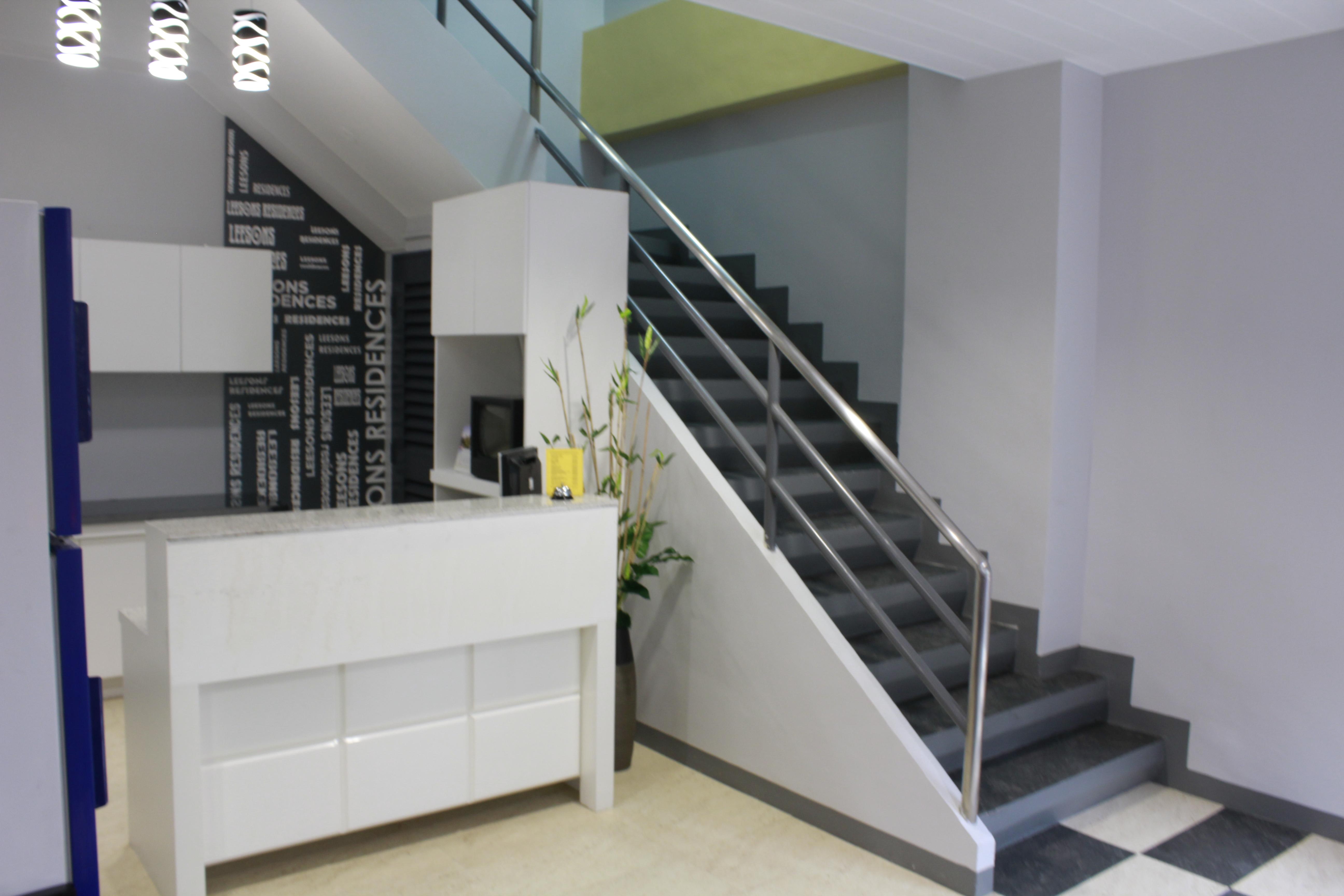 Leesons Residences Маніла Екстер'єр фото