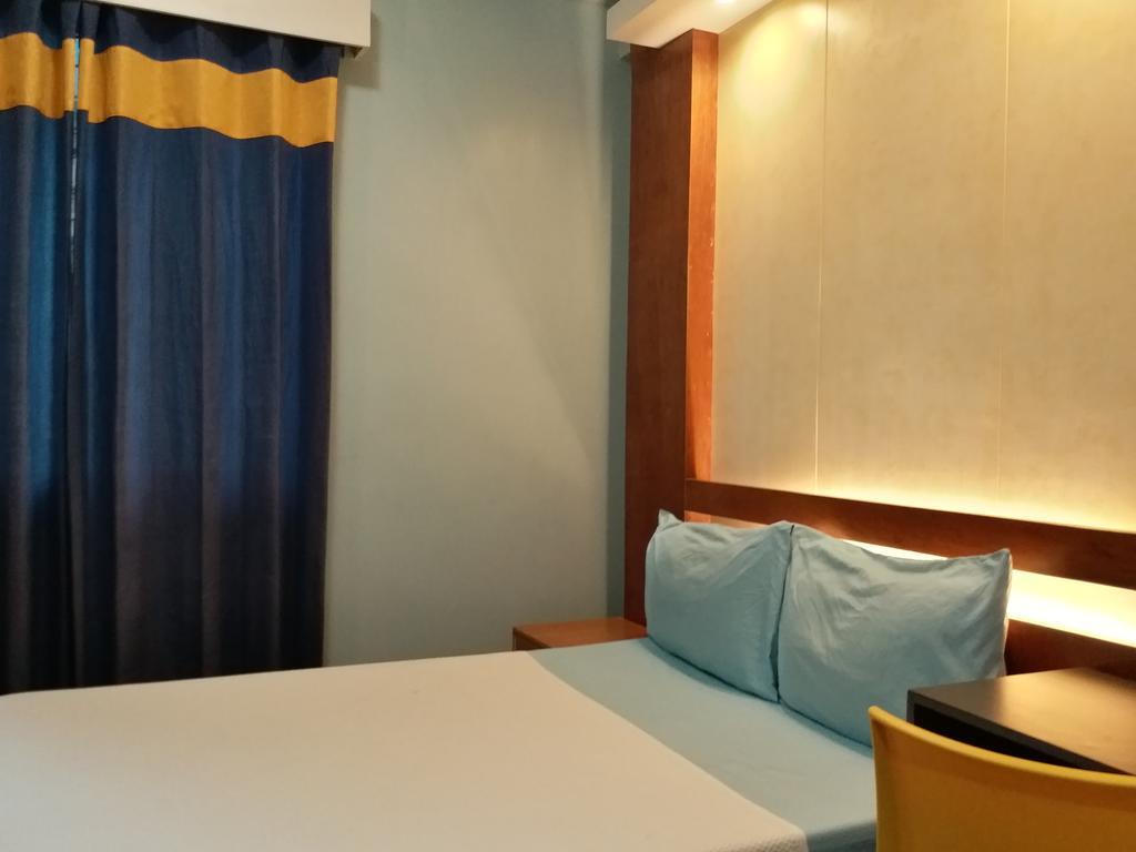 Leesons Residences Маніла Екстер'єр фото